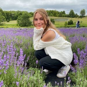 Meet your Posher, Grace